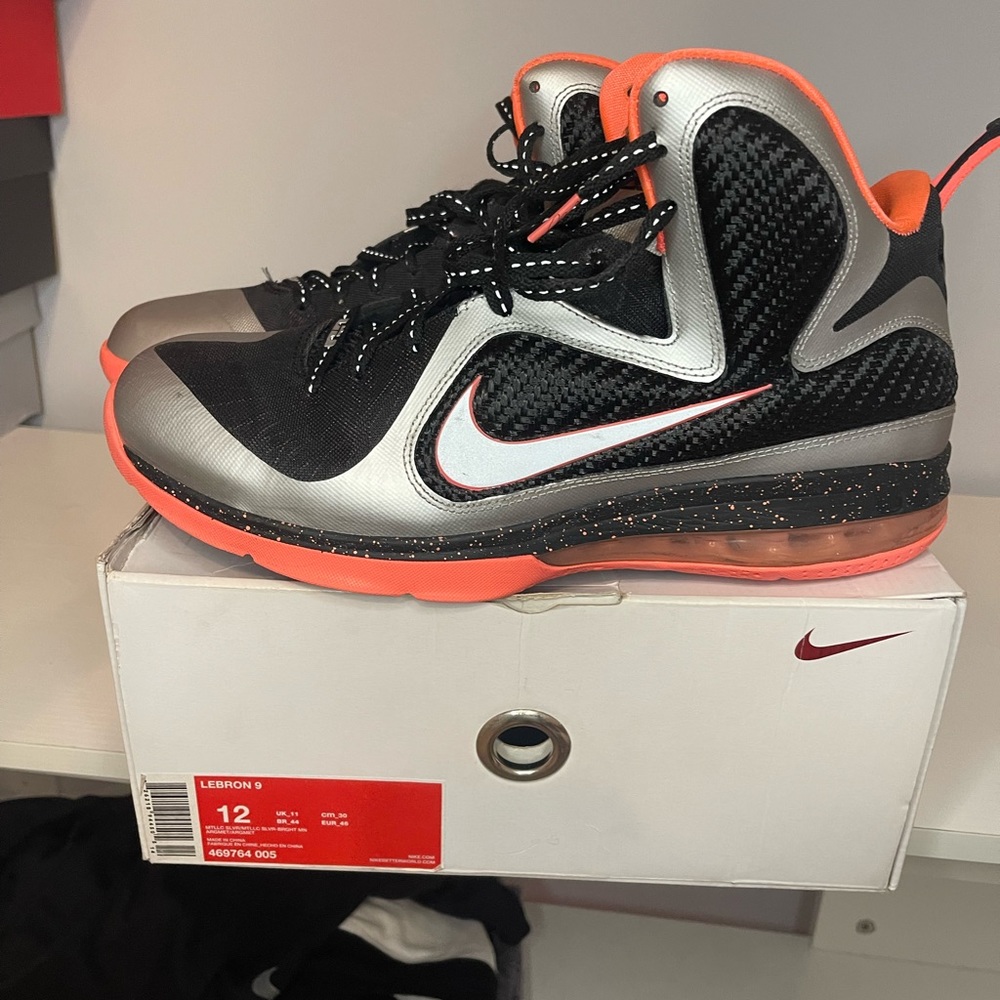 Nike Lebron 9 “Mango” Sz 12